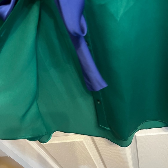 Nipon Boutique Separates Colourblock Sleeveless Faux Satin Button down Shirt - Picture 5 of 13